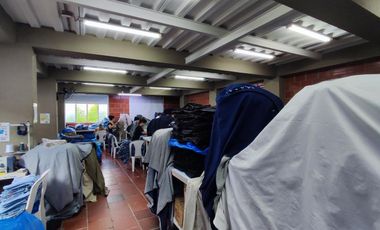 edificio en venta en zona industrial. Cod V28070