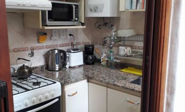 PH DE 3 AMB. Y MEDIO CON PATIO ( SUPER LUMINOSO Y A NUEVO)