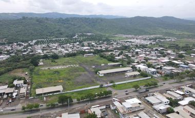 Terreno en venta Portoviejo Av. 15 de Abril