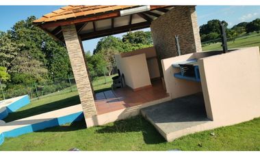 RENTO VILLA EN DECAMERON