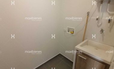 apartamento en arriendo en loma de las brujas. Cod A69207