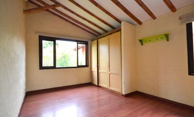 casa campestre en venta en el retiro. Cod V386
