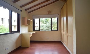 casa campestre en venta en el retiro. Cod V386