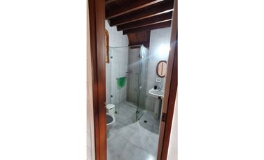 VENTA DE FINCA EN EL PEÑOL REPRESA GUATAPÉ