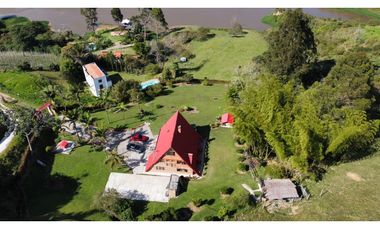VENTA DE FINCA EN EL PEÑOL REPRESA GUATAPÉ