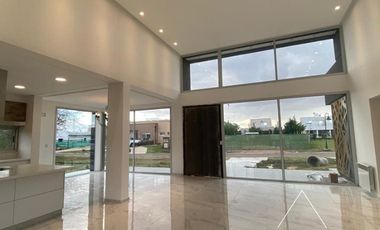 Casa en alquiler en Canning