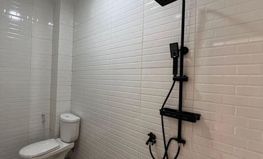 Rumah SHM dekat Plaza Taman Harapan Baru Dibantu KPR J-38107