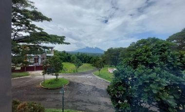Rumah Di Kawasan Elit