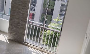 apartamento en arriendo en ciudad salitre. Cod A123857