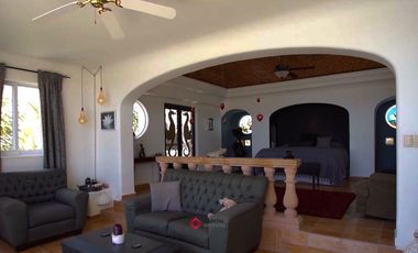 Casa de Lujo con Alberca en CHAPALA Raquet Club San Juan Cosalá