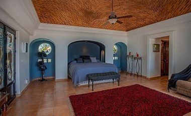 Casa de Lujo con Alberca en CHAPALA Raquet Club San Juan Cosalá