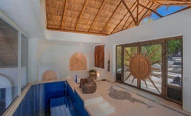 Casa de Lujo con Alberca en CHAPALA Raquet Club San Juan Cosalá