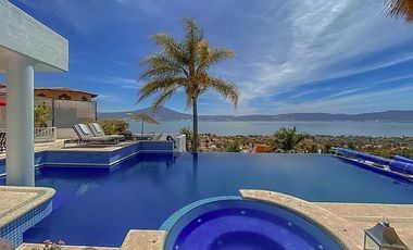 Casa de Lujo con Alberca en CHAPALA Raquet Club San Juan Cosalá