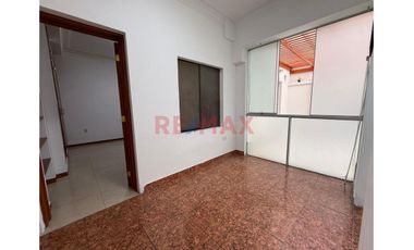Casa Ideal Vivienda U Oficina Adm. (Puerta Cerrada) |Cerca A Javier Prado Y Salaverry
