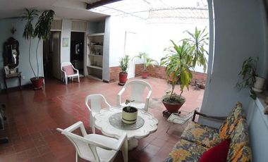 casa en venta en barrio blanco. Cod V10309