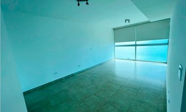 Venta de apartamento en Avenida Balboa H2O ON THE OCEAN