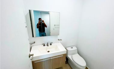Venta de apartamento en Avenida Balboa H2O ON THE OCEAN