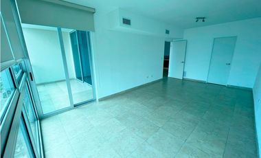 Venta de apartamento en Avenida Balboa H2O ON THE OCEAN