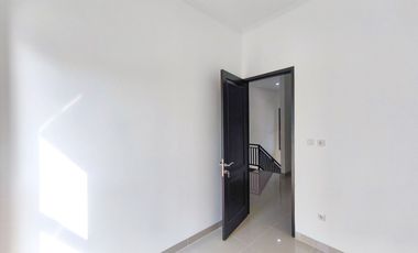 Rumah LT 125 SHM 10 Mnt ke Bintaro Jaya Xchange Dibantu KPR J-49047