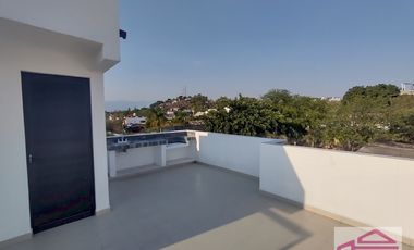 Casa en con alberca y  con Roof Garden,  3 de Mayo ,Emiliano Zapata