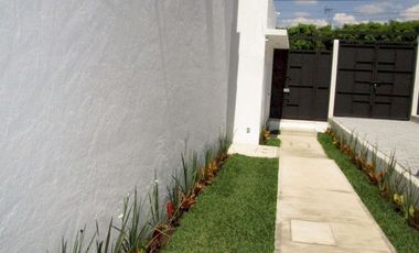 Casa en con alberca y  con Roof Garden,  3 de Mayo ,Emiliano Zapata