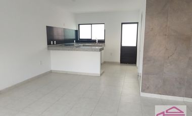 Casa en con alberca y  con Roof Garden,  3 de Mayo ,Emiliano Zapata