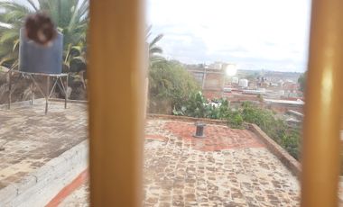 casa en venta   en el centro de tepa