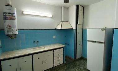 Casa para 2 Familias en venta en Moron Sur