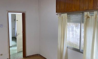 Casa para 2 Familias en venta en Moron Sur