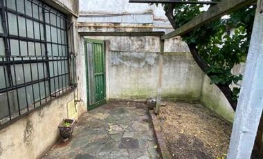 Casa para 2 Familias en venta en Moron Sur