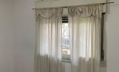 Casa para 2 Familias en venta en Moron Sur