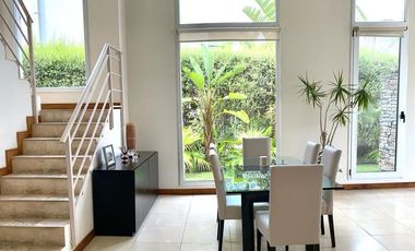 Casa en venta al lago central en barrio Los Cabos, Nordelta