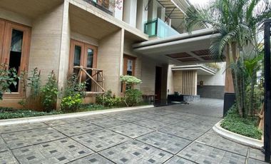 RUMAH MODERN & SUPER LUXURIOUS at PONDOK INDAH (S.POOL)
