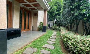 RUMAH MODERN & SUPER LUXURIOUS at PONDOK INDAH (S.POOL)