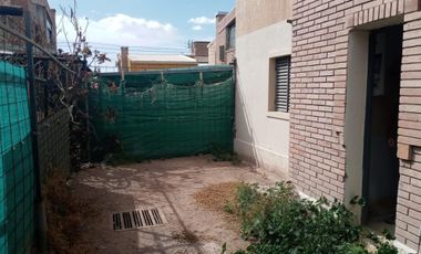 LINDO / BUEN ESTADO   Bº COVIMET   3 DORM  PATIO   ESPACIO ESTACIONAMIENTO   USD 25.000  IMPERIO MAT.518