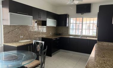 Se Alquila Casa en Altos De Panamá $ 1.700 AB