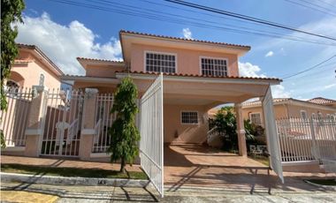 Se Alquila Casa en Altos De Panamá $ 1.700 AB