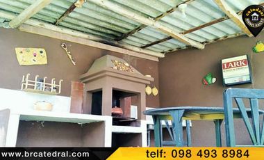 Casa de venta en Charasol – código:17057