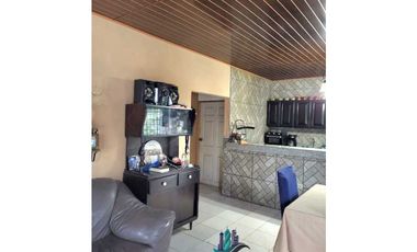 VENDO 2 CASAS EN LOTE DE 731M2 BUGABA