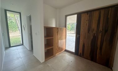 POSITIVE HOUSE XI - VILLA ROBLES -PINAMAR