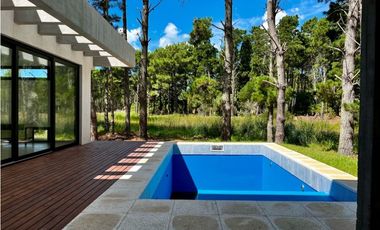 POSITIVE HOUSE XI - VILLA ROBLES -PINAMAR