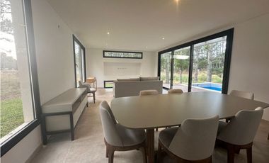 POSITIVE HOUSE XI - VILLA ROBLES -PINAMAR