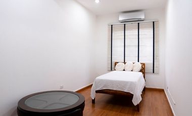 Vendo casa en Obarrio (IH)