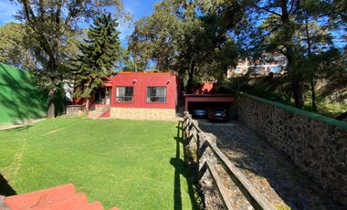 Gran casa tipo rancho de 3 recámaras en venta en Huitzilac