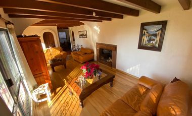 Gran casa tipo rancho de 3 recámaras en venta en Huitzilac