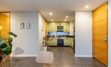 apartamento en venta en el poblado. Cod V63966