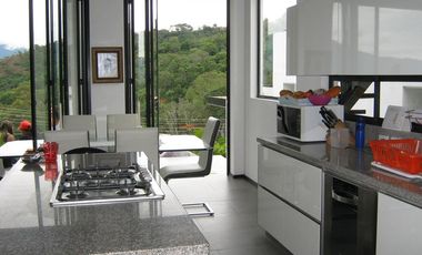 Venta Casa Arbeláez De 400 M2