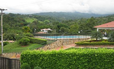 Venta Casa Arbeláez De 400 M2