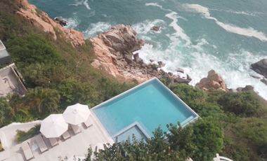 ACAPULCO PUNTA DIAMANTE DEPARTAMENTO DE LUJO VISTA AL OCEANO EN LOS RISCOS