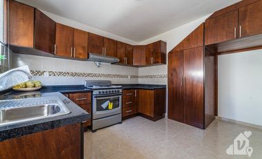 CASA EN VENTA EN SAN JUAN DEL RIO, QUERETARO